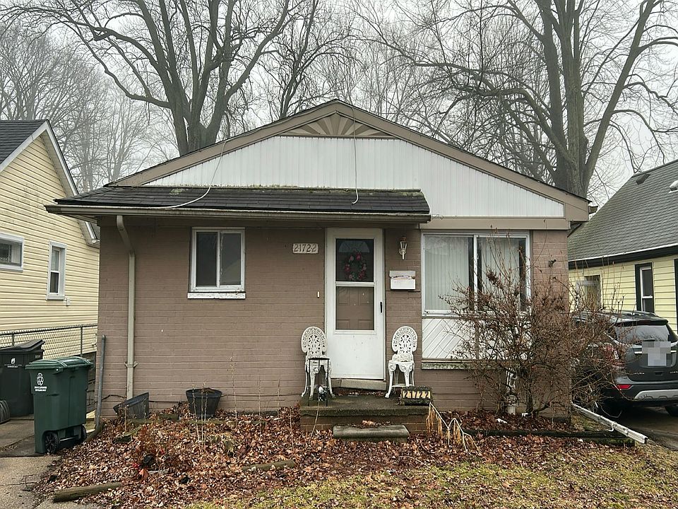 1st image of 21722 Elizabeth St