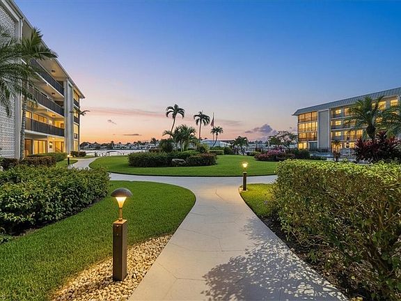 4th image of 3200 Gulf Shore BLVD N #105