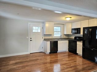 59 Birch St, Derry, NH 03038