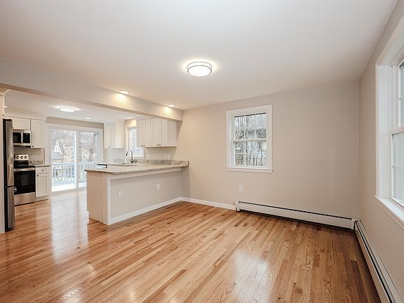 4th image of 29 Nightingale Road