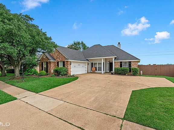 4th image of 1000 Belle Haven Dr
