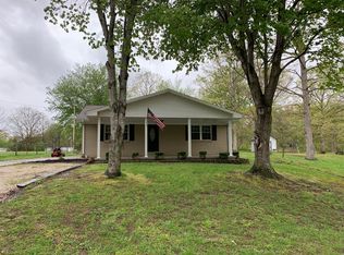 76 Childers Rd, Clay City, KY 40312