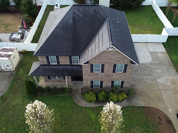 2nd image of 2320 Fox Creek Dr