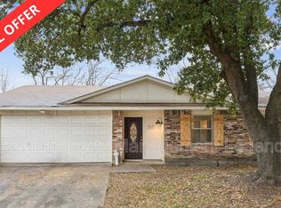 317 E Grenoble Dr, Grand Prairie, TX 75052