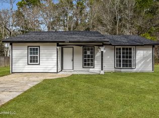 2208 Briargate Dr, Gautier, MS 39553