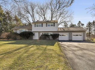 7 Mary Pl, Pequannock, NJ 07440