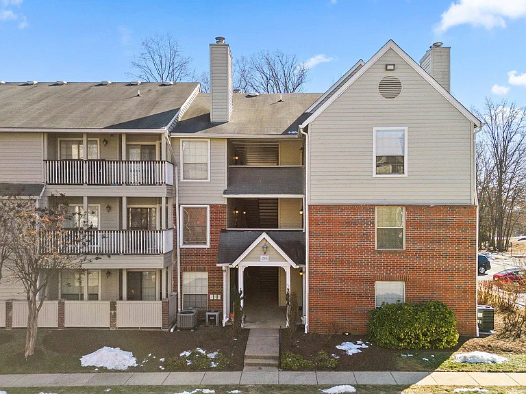 12151 Penderview Ln #2026 — Photo 1