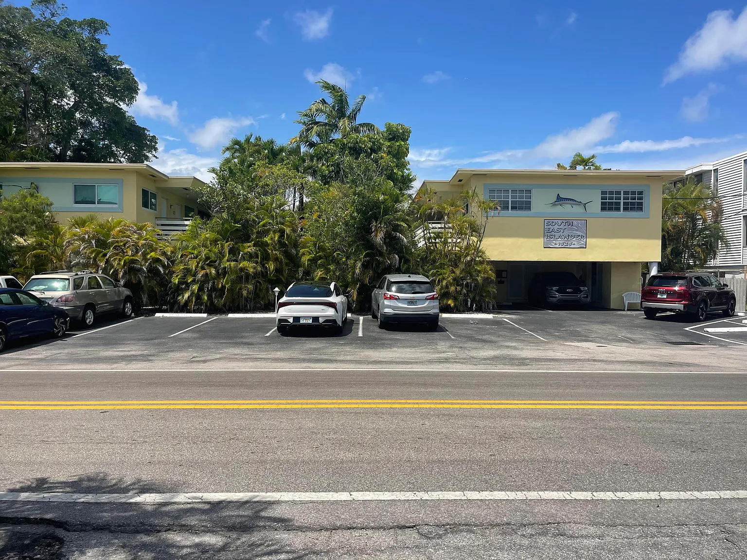 1 bed, 1.0 bath, 565 sqft, $1,750 — Photo 3