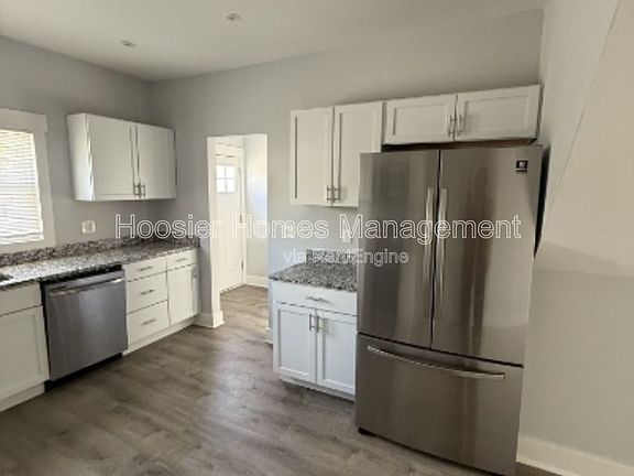 4th image of 2519 N College Ave #1