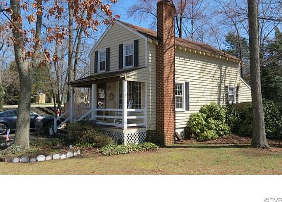 2nd image of 1725 Greenfield Dr