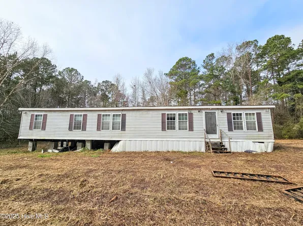 273 Carpenters Lane, Rocky Point, NC 28457