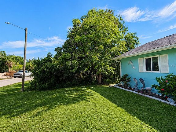 3rd image of 3488 DWIGHT STREET