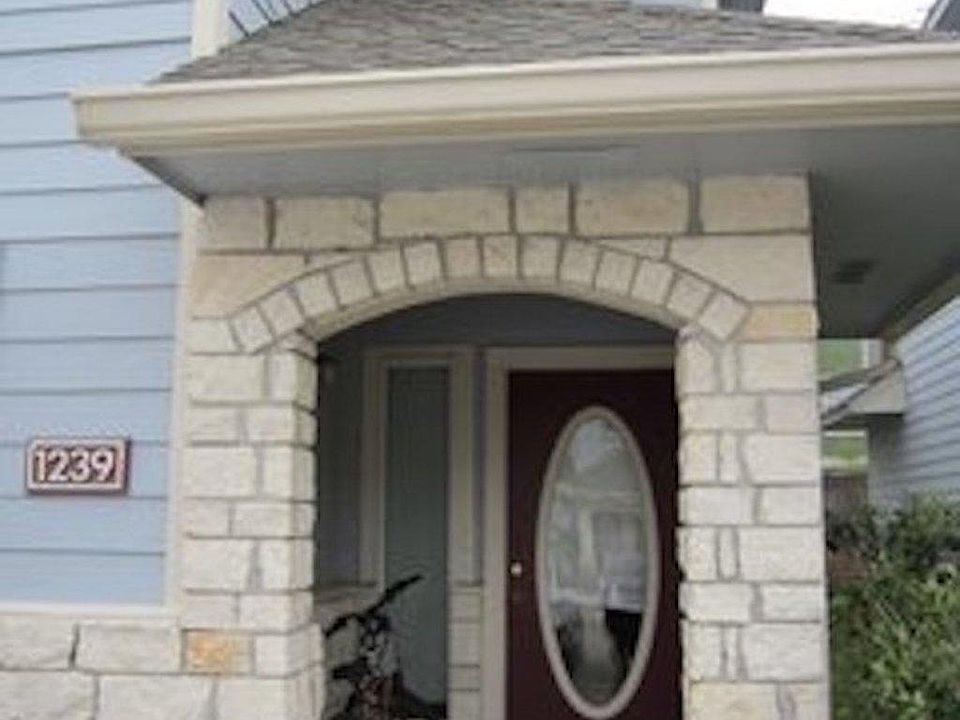 1st image of 1239 Canyon Creek Cir
