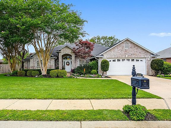 2nd image of 1143 Jaguar Cir