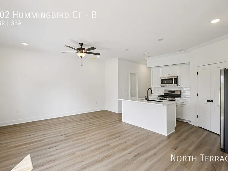 Fairview Crossing Townhomes — Photo 32