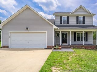 75 Parkton Ct W, Sanford, NC 27332