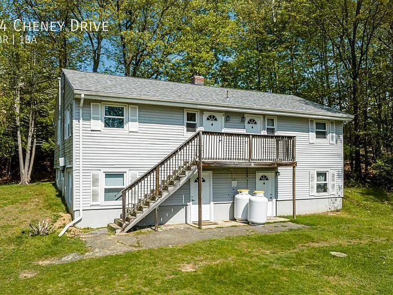 64 Cheney Dr — Photo 10