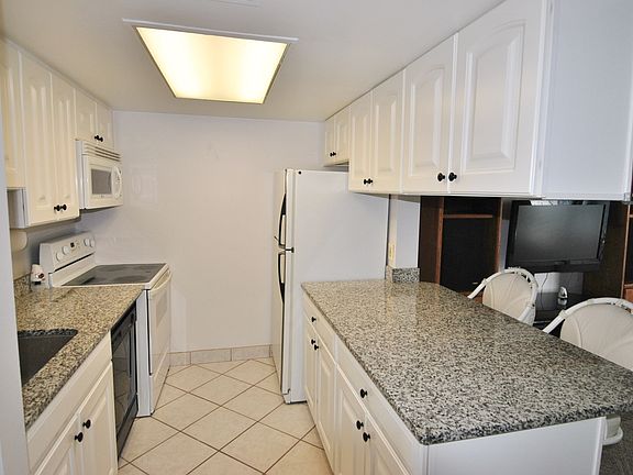 4th image of 147 Seaport Blvd
