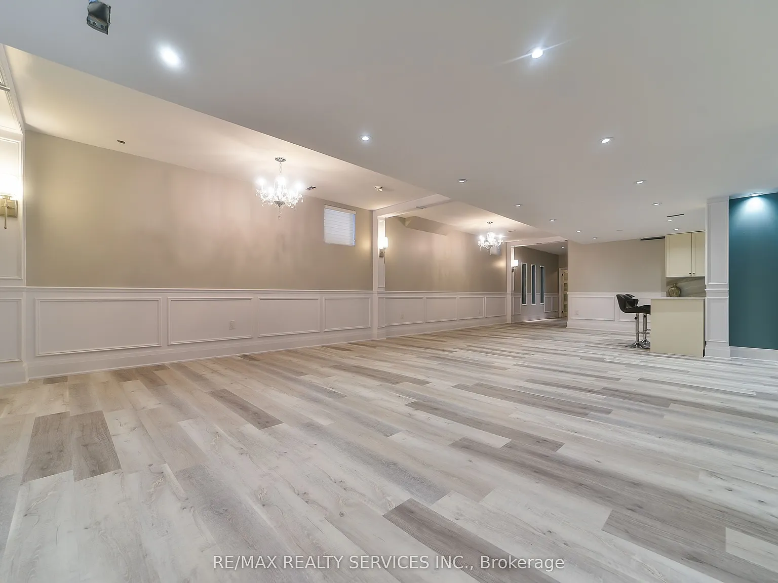 2 bed, $2,350 — Photo 2