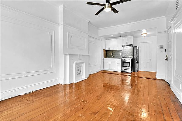 1st image of 44 Lefferts Pl APT 4