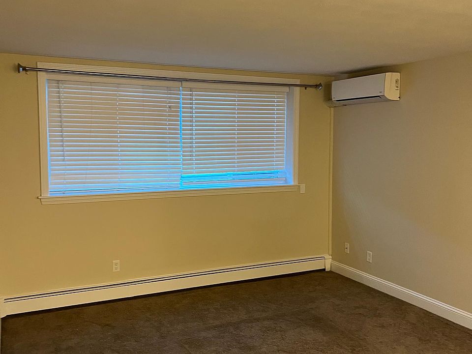 1st image of 194 Lincoln St APT 3