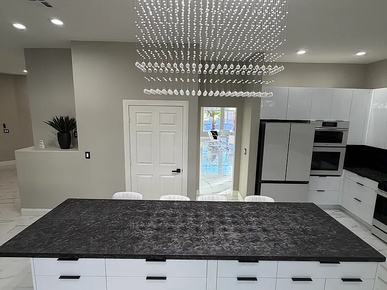 8922 Rio Verde Ave — Photo 35