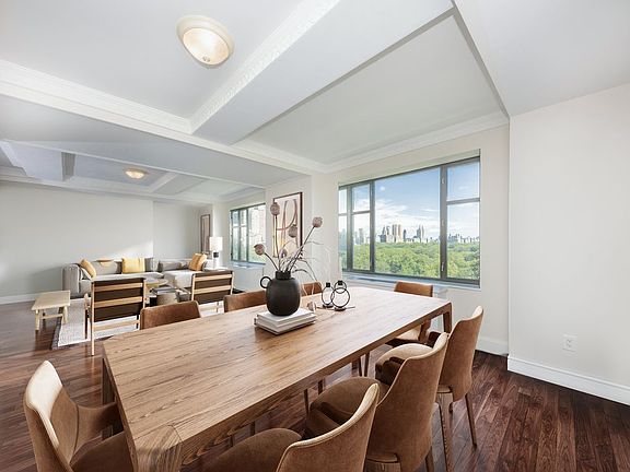 4th image of 110 Central Park S APT 11A