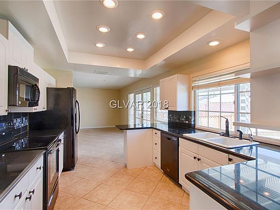 3rd image of 1539 Mancha Dr