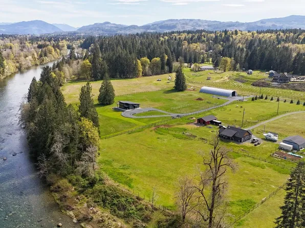 6593 Vista Rd, Pt Alberni, BC V9Y 9E9