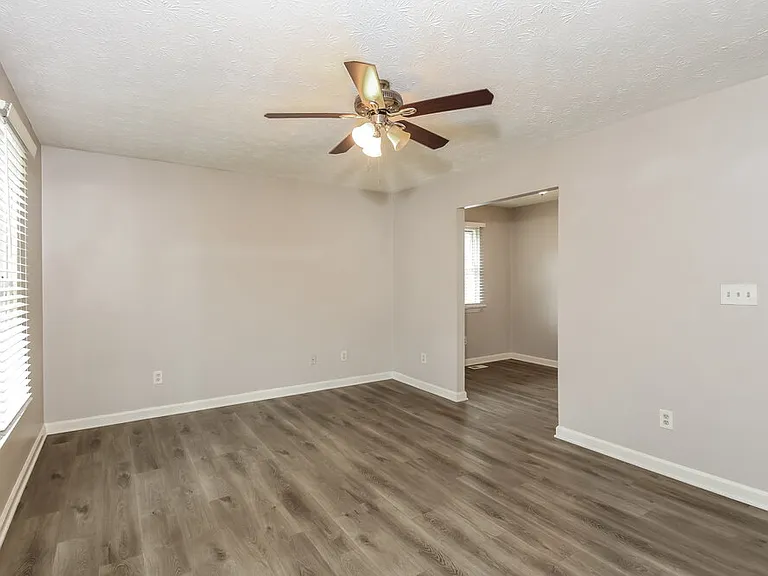 4067 Keheley Glen Dr — Photo 12