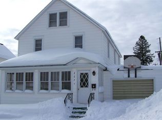 207 Smith St, Wakefield, MI 49968