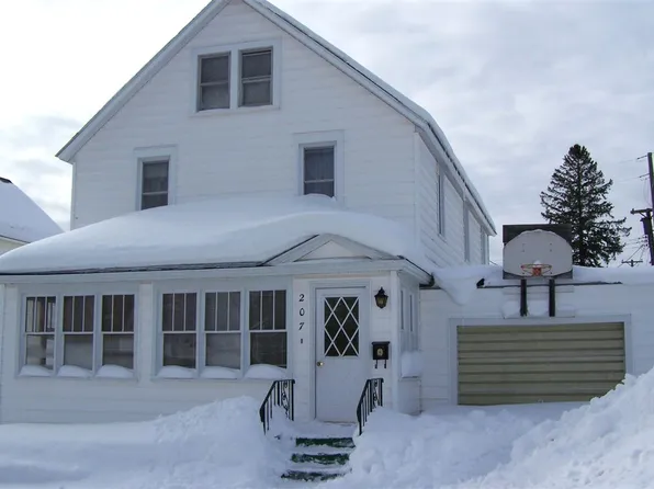 207 Smith St, Wakefield, MI 49968