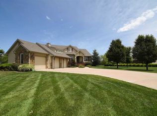 4312 S Ridge Ct, Wichita, KS 67215