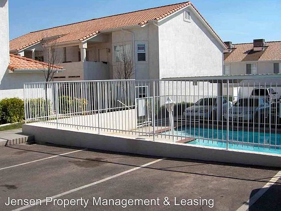 5th image of 1301 W Indian Hills Dr Unit 40