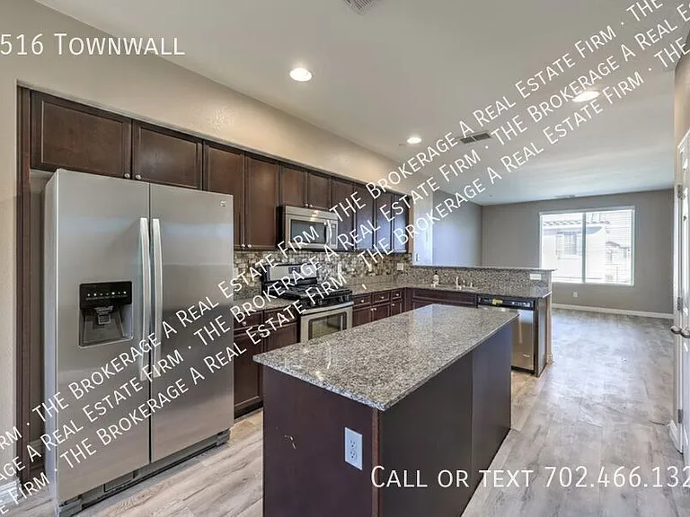 4516 Townwall — Photo 9