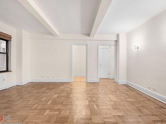 4th image of 225 E 79th St APT 3C