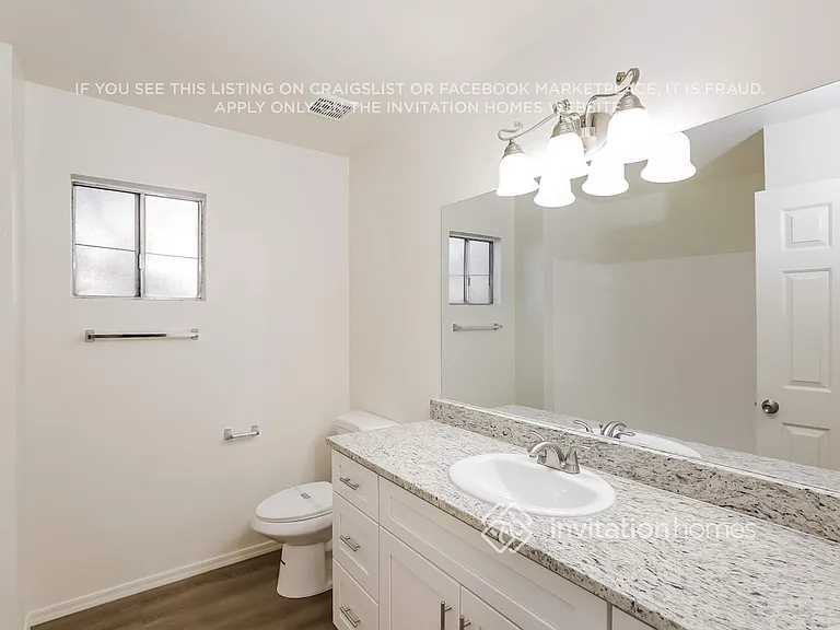 1524 W Mission Dr — Photo 12