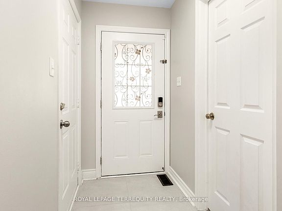 5th image of 5950 Glen Erin Dr #50