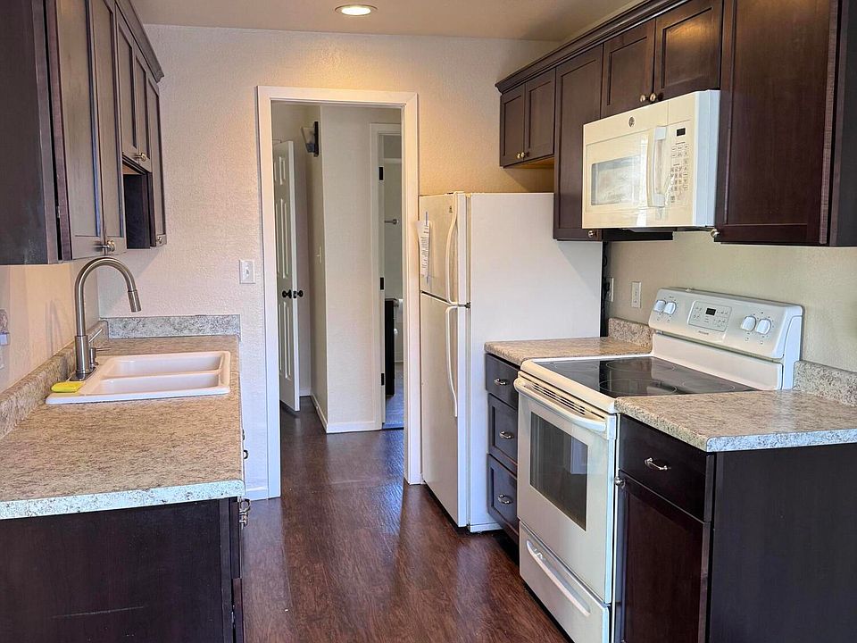 1st image of 3922 Clear Acre Ln APT 84