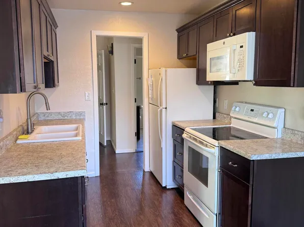 3922 Clear Acre Ln APT 84, Reno, NV 89512