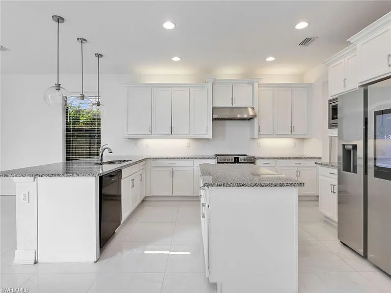 10008 Chesapeake Bay Dr — Photo 13