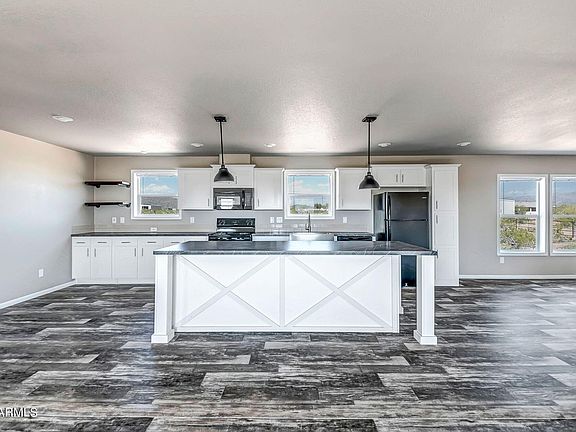 2nd image of 4152 W Twin Peaks Ln