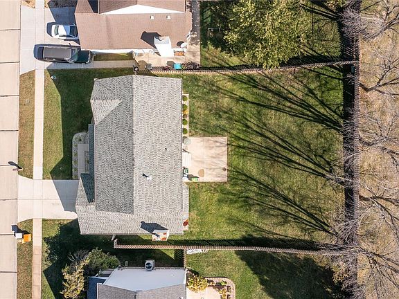 4th image of 1978 Telford Dr