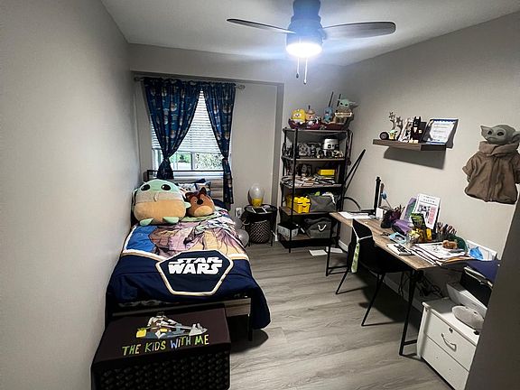 5th image of 2020 Robson Pl #14
