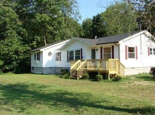 50 Pioneer Orchard Rd, Morehead, KY 40351