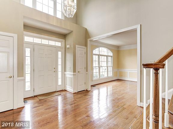 3rd image of 11609 Forest Hill Ct