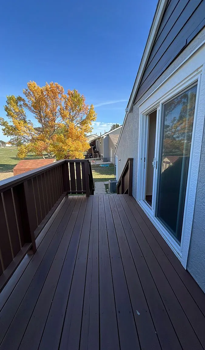 4 bed, 2.5 bath, 1615 sqft, $2,265 — Photo 2