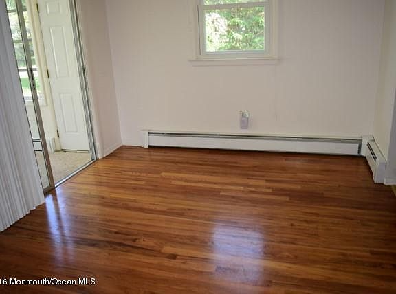 5th image of 24 Edinburgh Dr