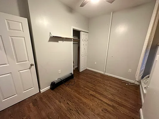 Rented by Premier Metro Realty Corp | media 23