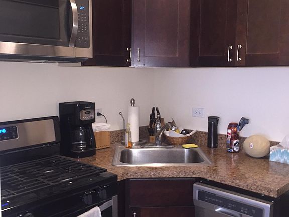 2nd image of 2351 W Wilson Ave APT 202